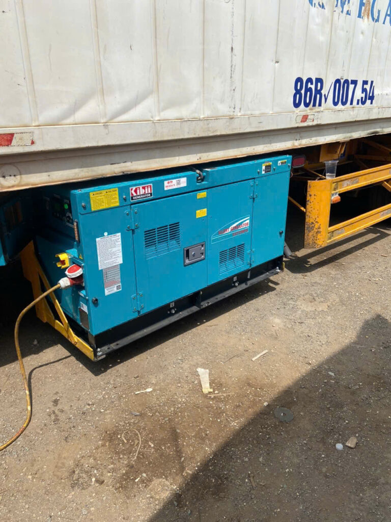 Máy phát điện cho xe container lạnh