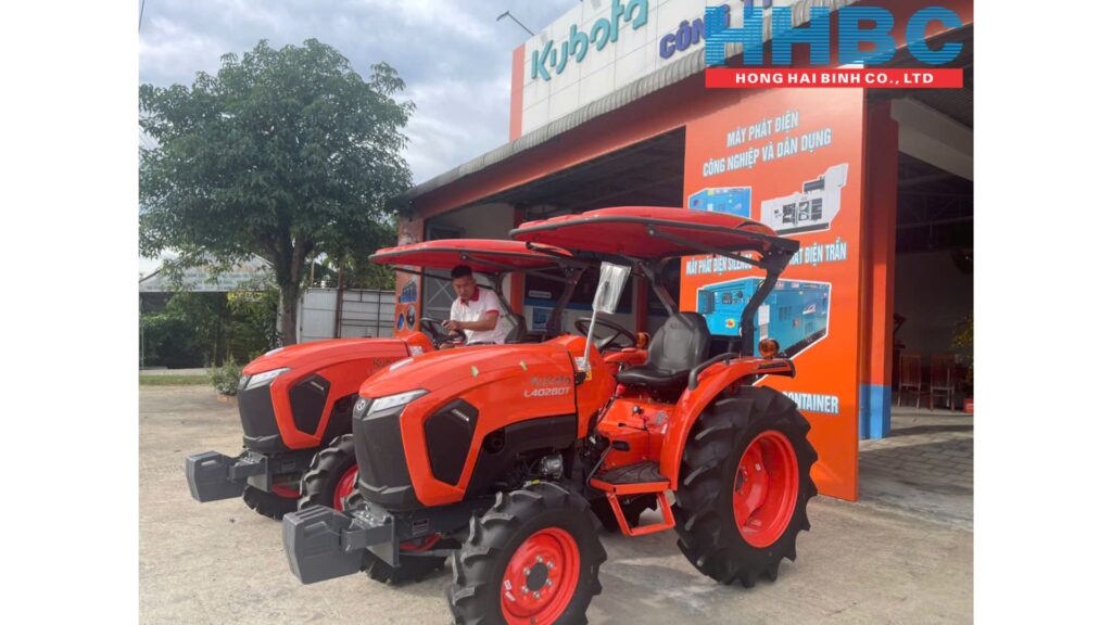 Máy kéo nông nghiệp Kubota L4028DT tại HHBC