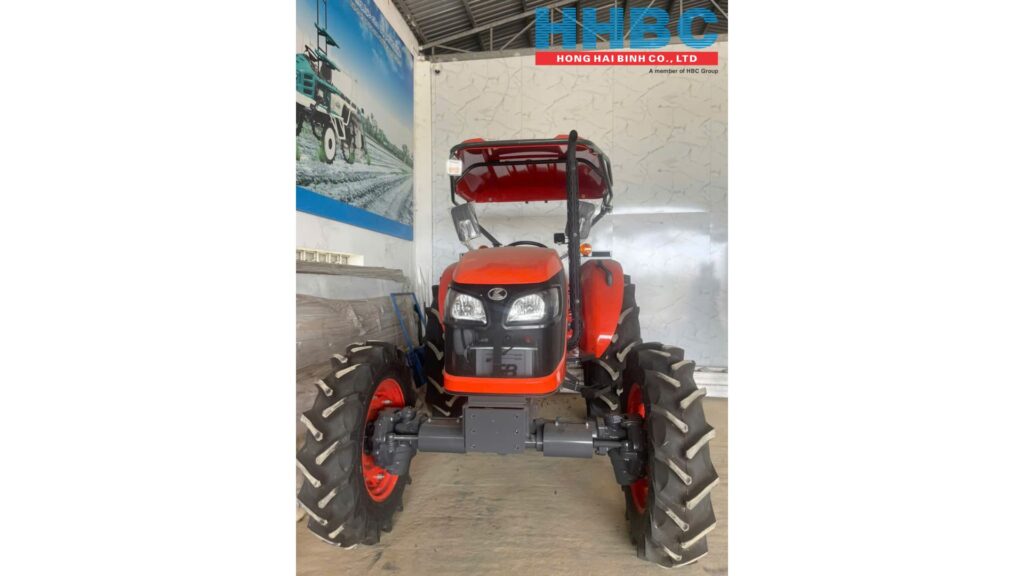 Máy kéo Kubota M6040SU tại Công ty Hồng Hải Bình 