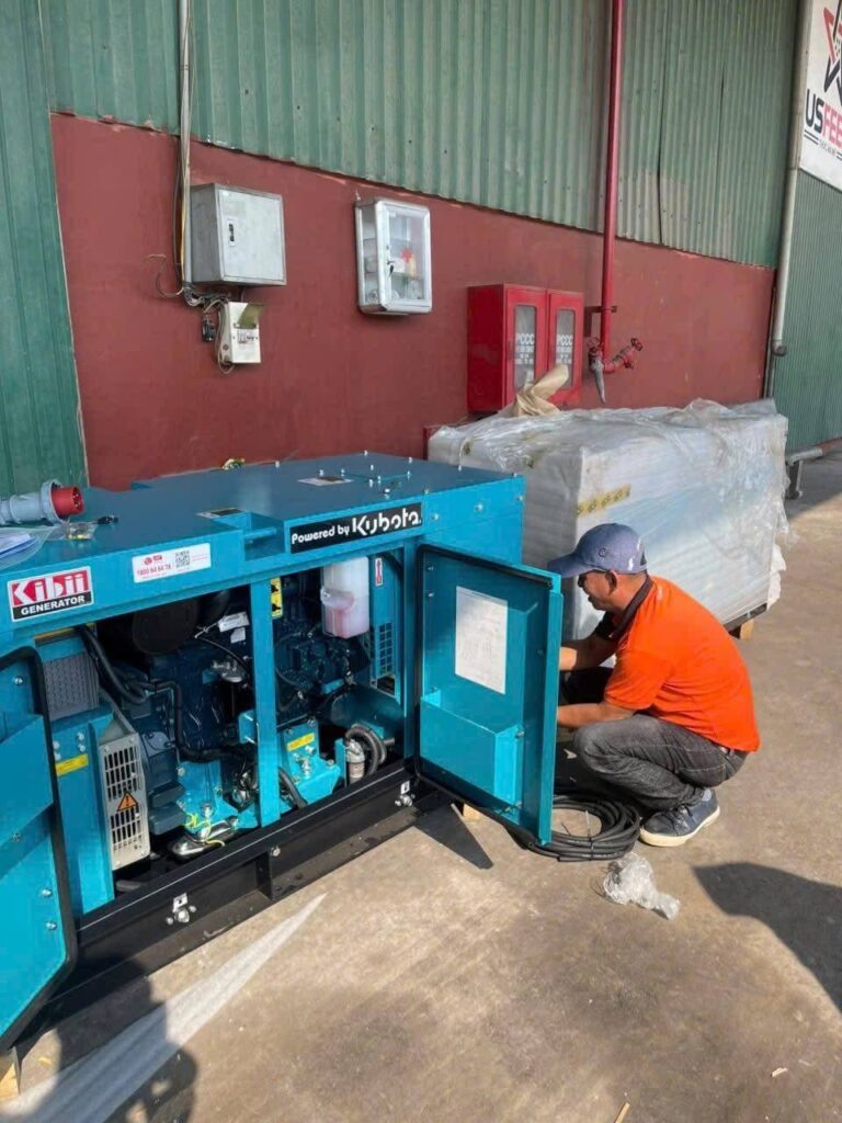 Hình ảnh máy phát điện xe container EXT25KFD được lắp đặt tại Bình Định)